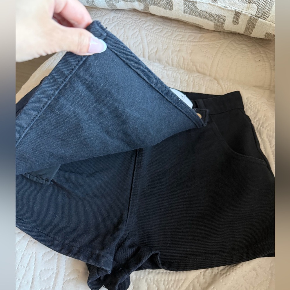 Forever 21 Black Denim Wrap-Front Skort Shorts - Picture 3 of 7